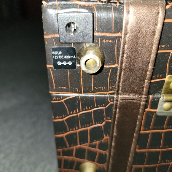 Light-Up Vintage Travel Cosmetic  Case - Faux Leather - Brown Reptile Print - Picture 13 of 16